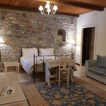 Porto Vitilo Boutique Hotel Karavostasi  Ngoại thất bức ảnh