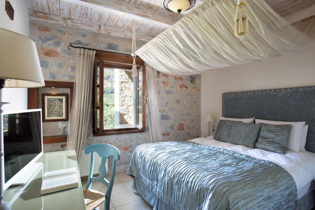 Porto Vitilo Boutique Hotel Karavostasi  Ngoại thất bức ảnh