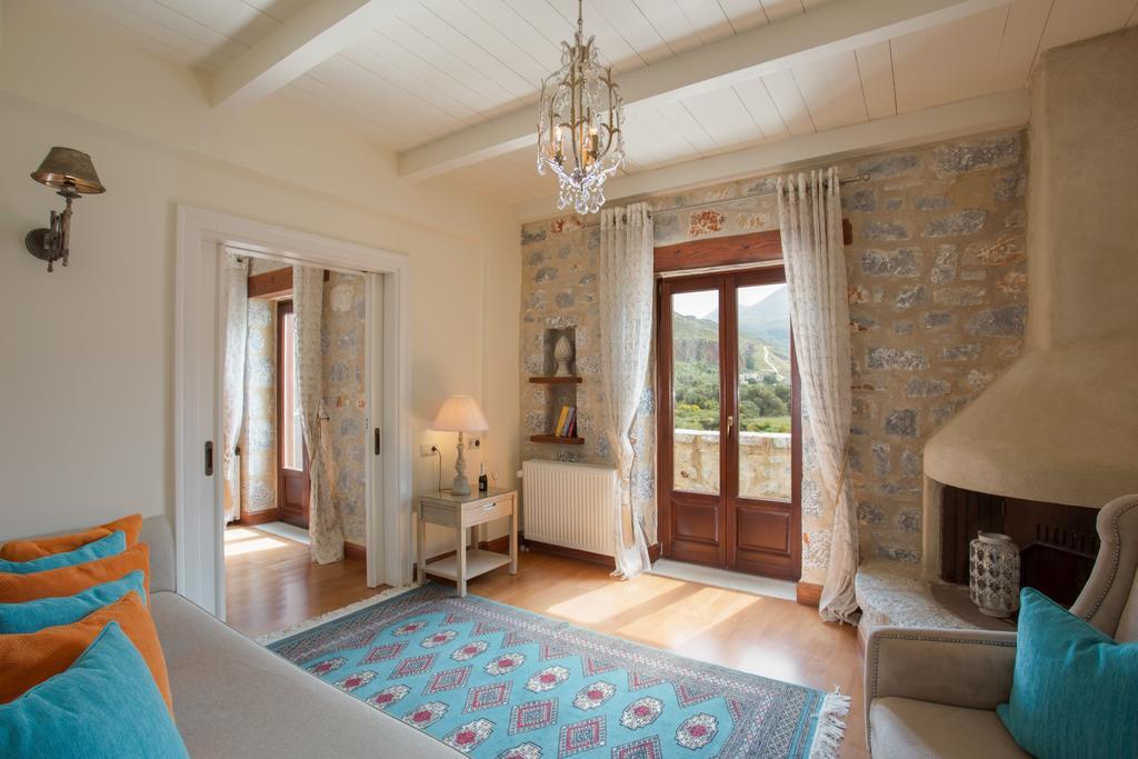 Porto Vitilo Boutique Hotel Karavostasi  Ngoại thất bức ảnh